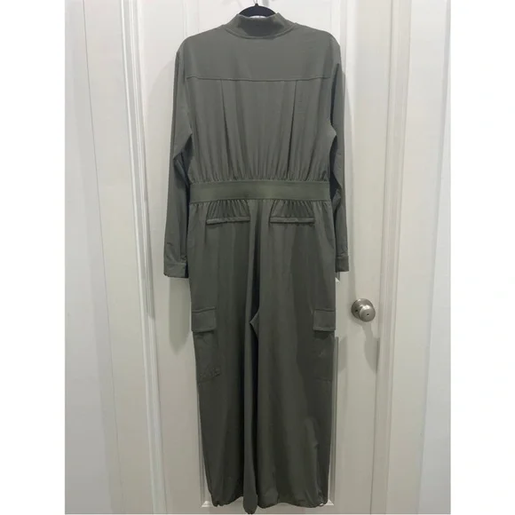 NEW! Athleta Olive Green Brooklyn Long Sleeve Jumpsuit #415820 - Size 2 🛍️ - Picture 8 of 9